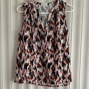 Black and White Sleeveless Blouse with Abstract Pattern Women’s Sz M